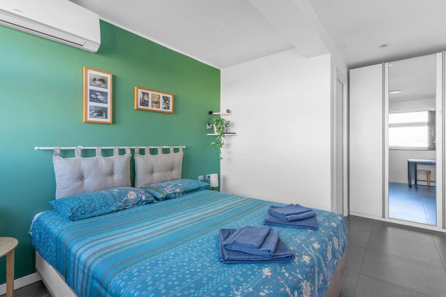 Pm Via Gabriele D' Annunzio Guest House 페로 외부 사진